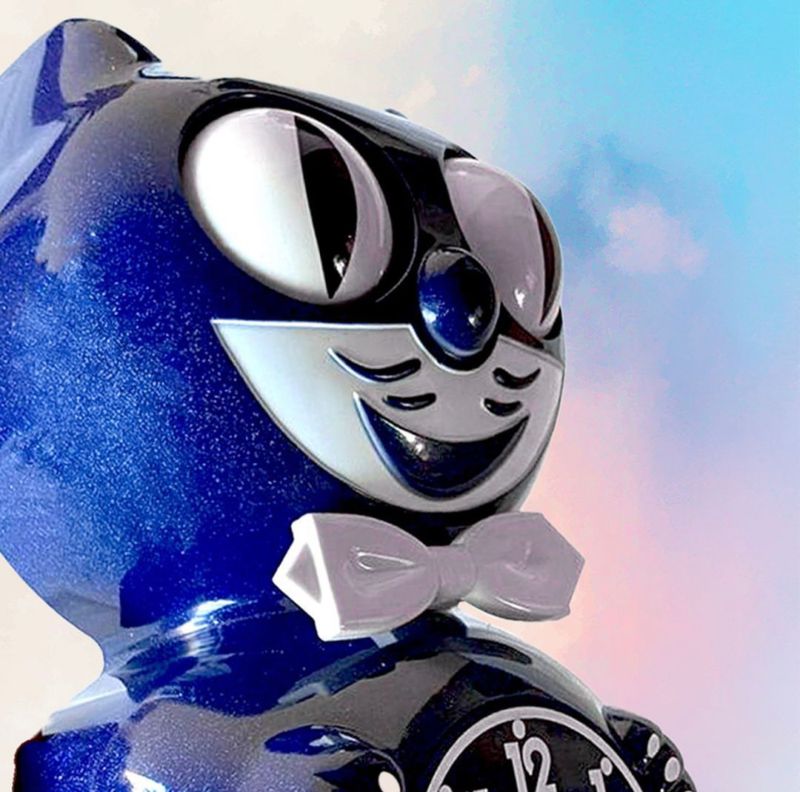 Kit-Cat glitterklokke Limited Edition Galaxy Blue
